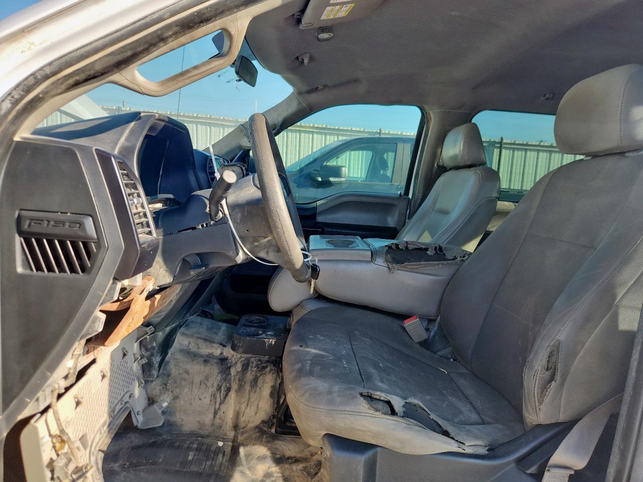 2017 Ford F150 Supercrew VIN: 1FTEW1C81HKC26334 Lot: 84432035