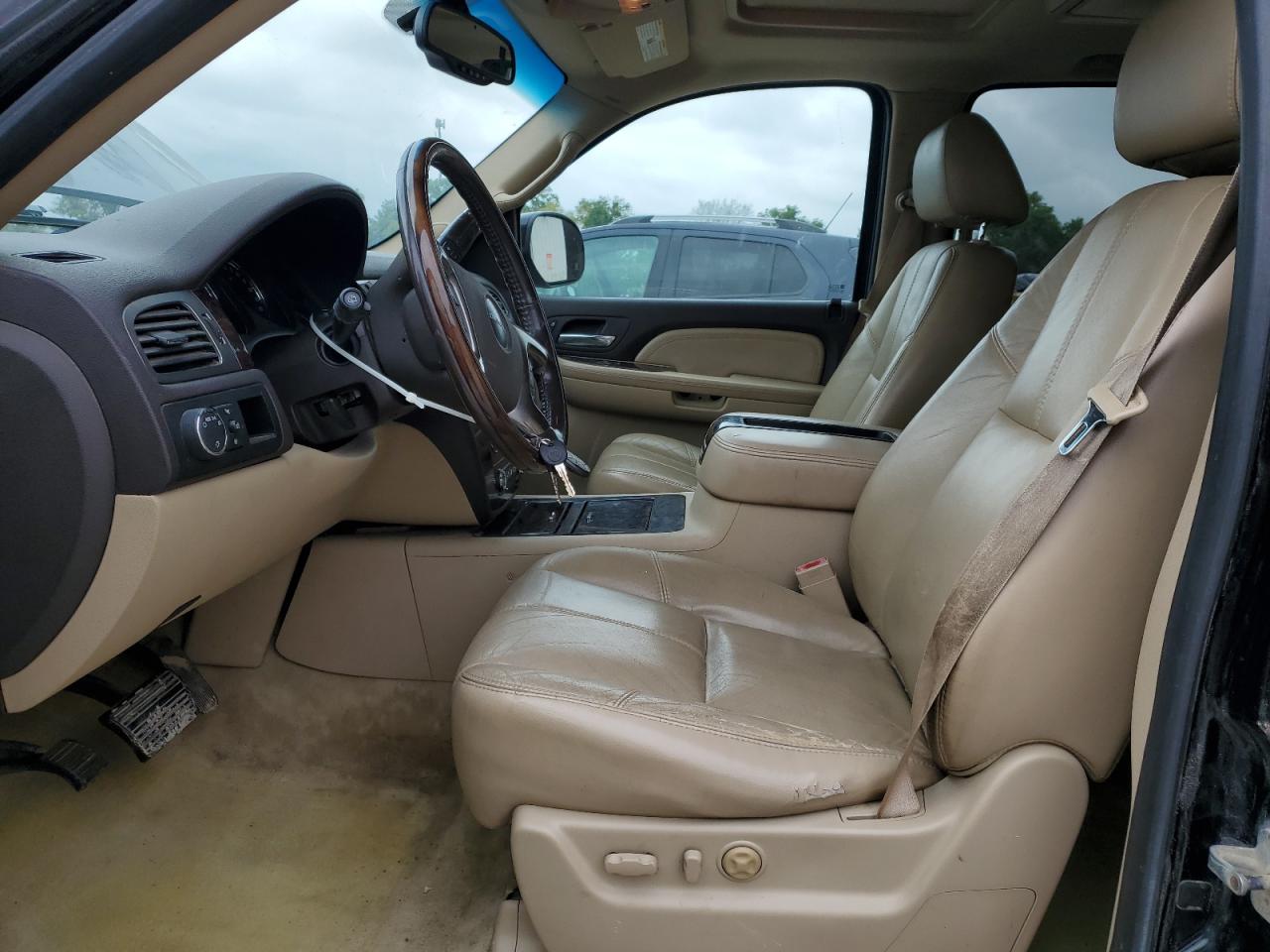 2007 GMC Yukon Xl Denali VIN: 1GKFK66857J311291 Lot: 84000925