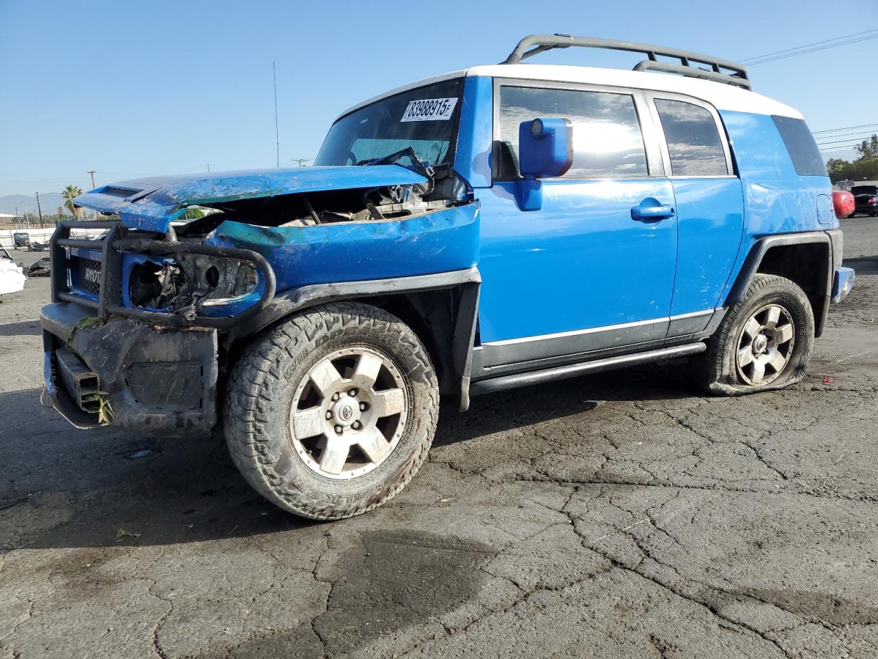 TOYOTA FJ CRUISER 2007. Lot# 83988915. VIN JTEZU11F870004775. Photo 1