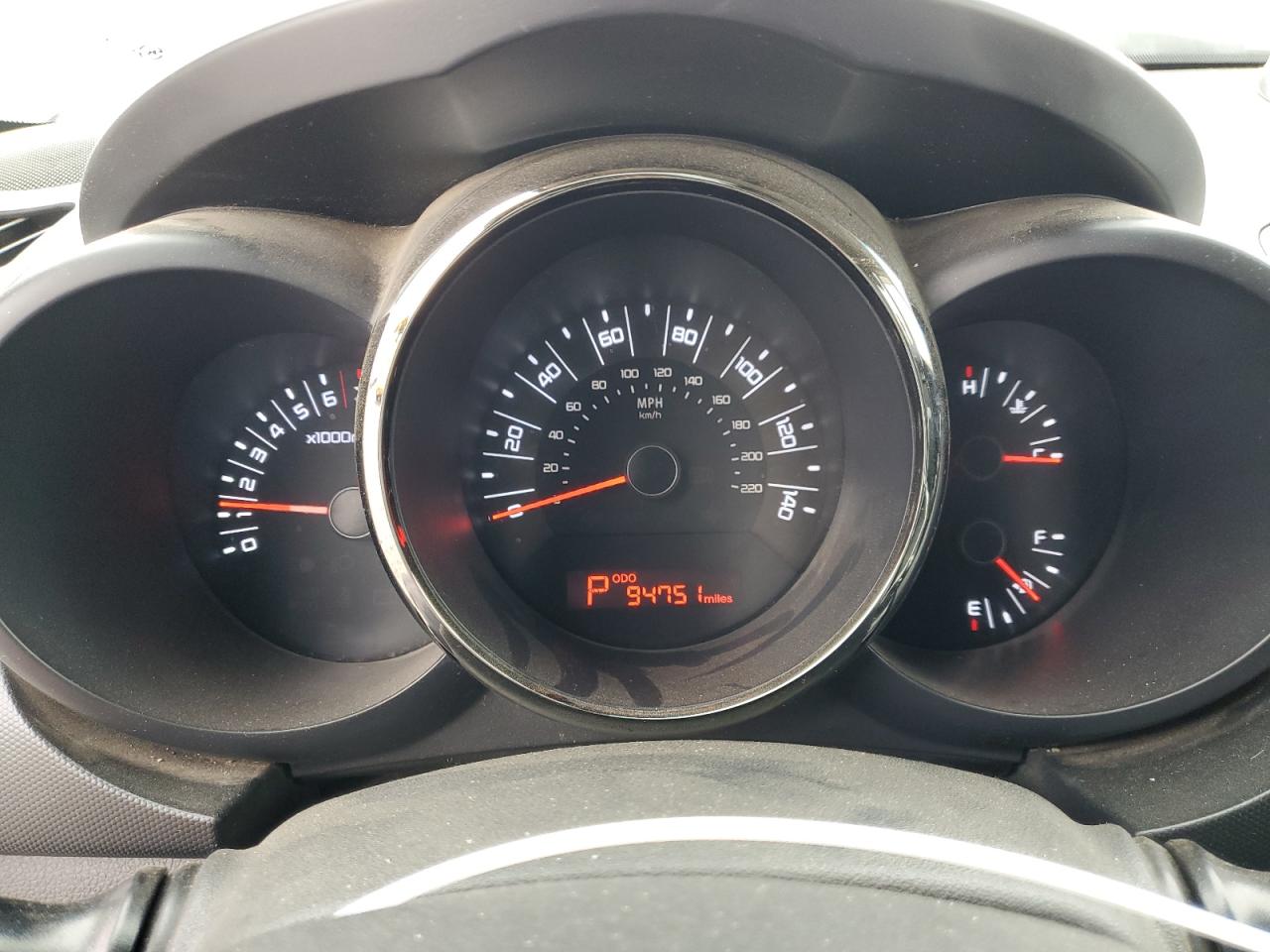 2011 Kia Soul + VIN: KNDJT2A23B7318583 Lot: 81953485