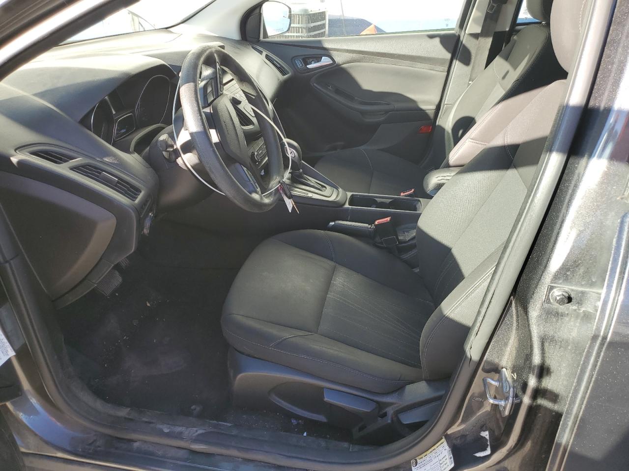 2017 Ford Focus Se VIN: 1FADP3K23HL246425 Lot: 83991135