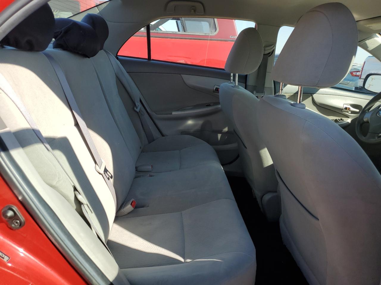 2010 Toyota Corolla Base VIN: 2T1BU4EE0AC341690 Lot: 84184655