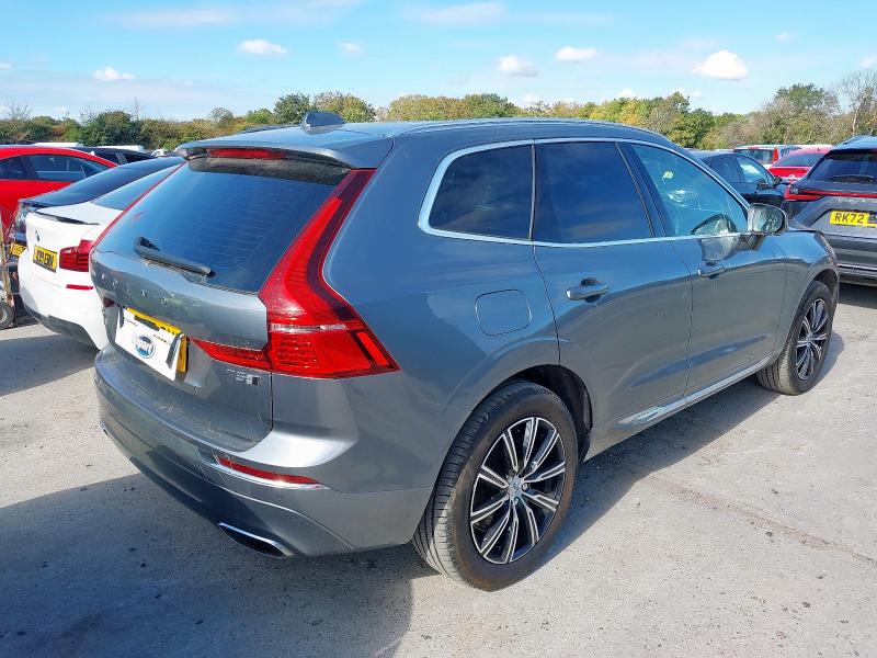 2017 VOLVO XC60 2.0 T5 [250] MOMENTUM PRO 5DR AWD GEARTRONIC