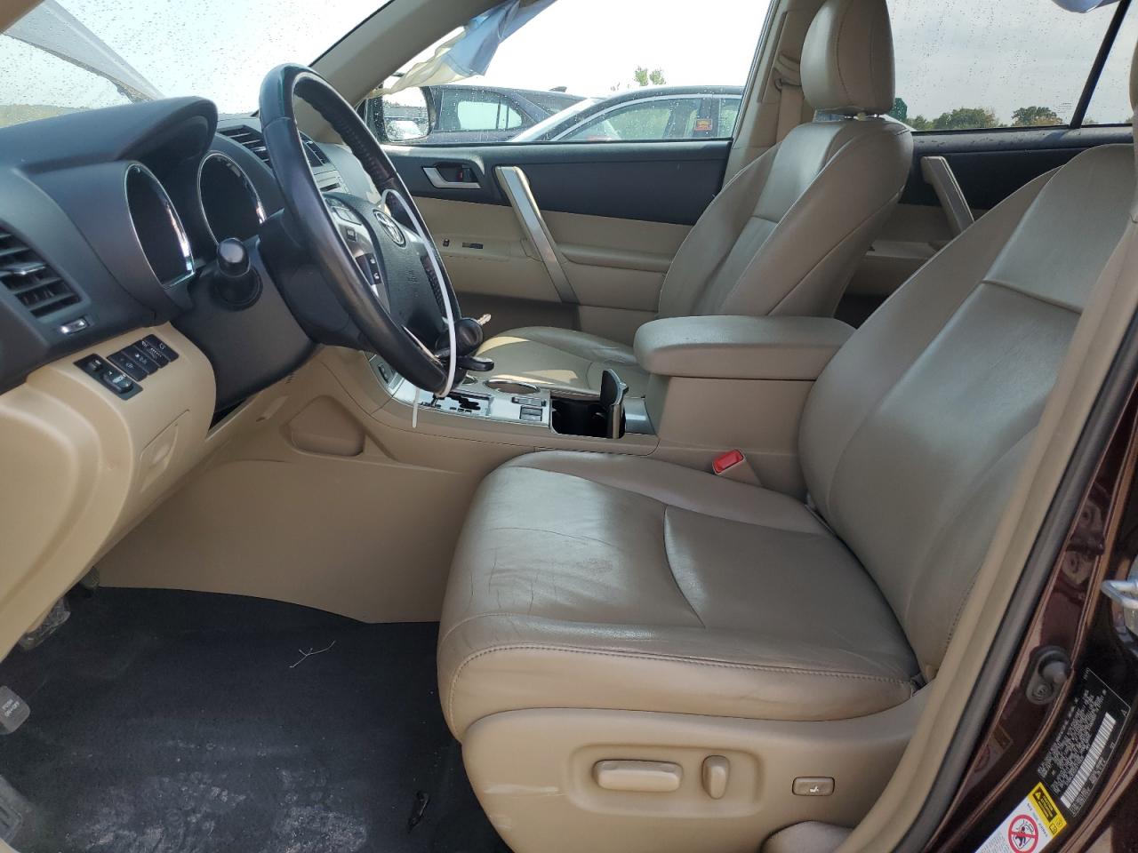 2012 Toyota Highlander Base VIN: 5TDBK3EH2CS114828 Lot: 81578935