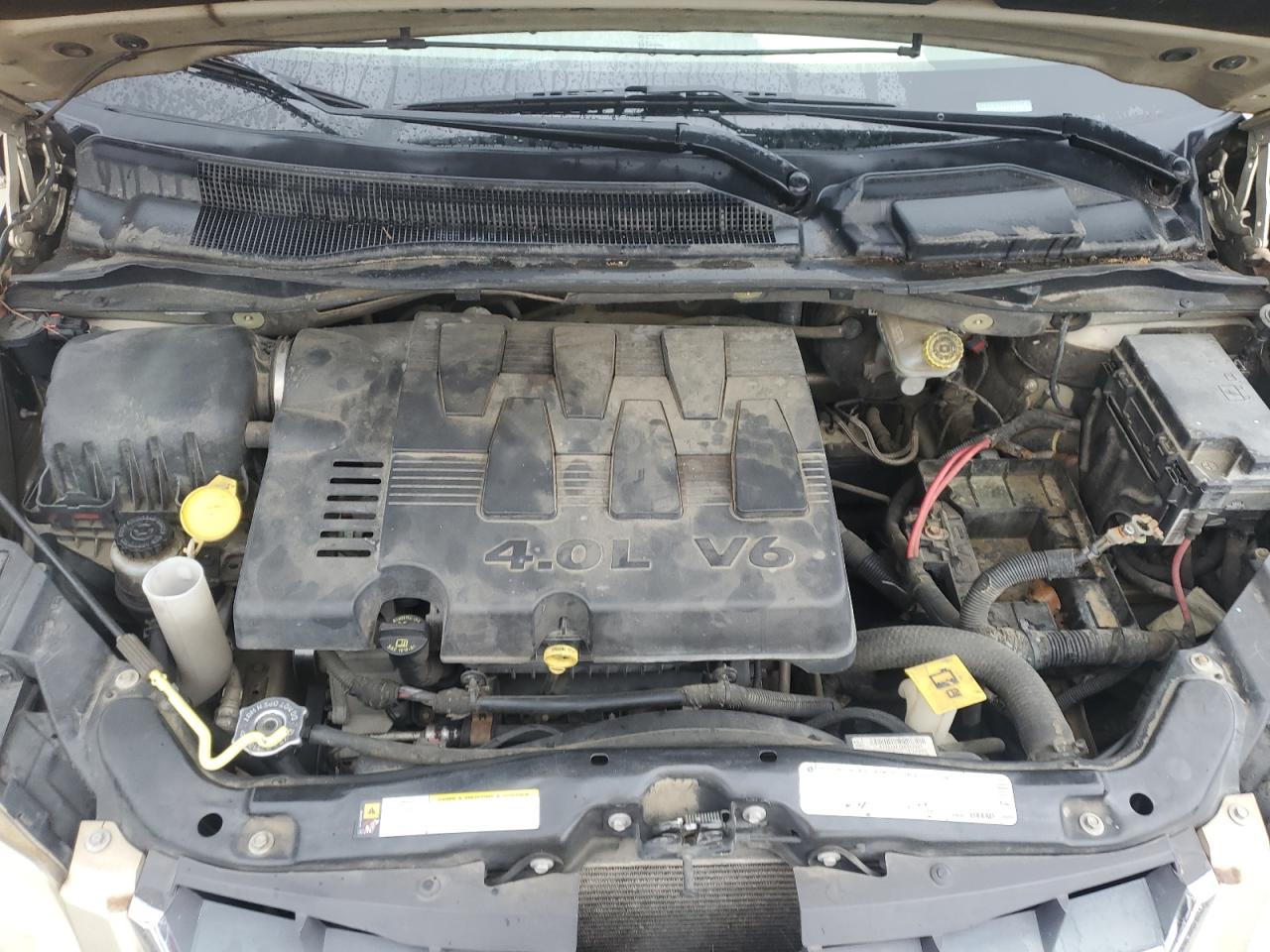 2010 Chrysler Town & Country Limited VIN: 2A4RR7DX7AR339076 Lot: 70003235