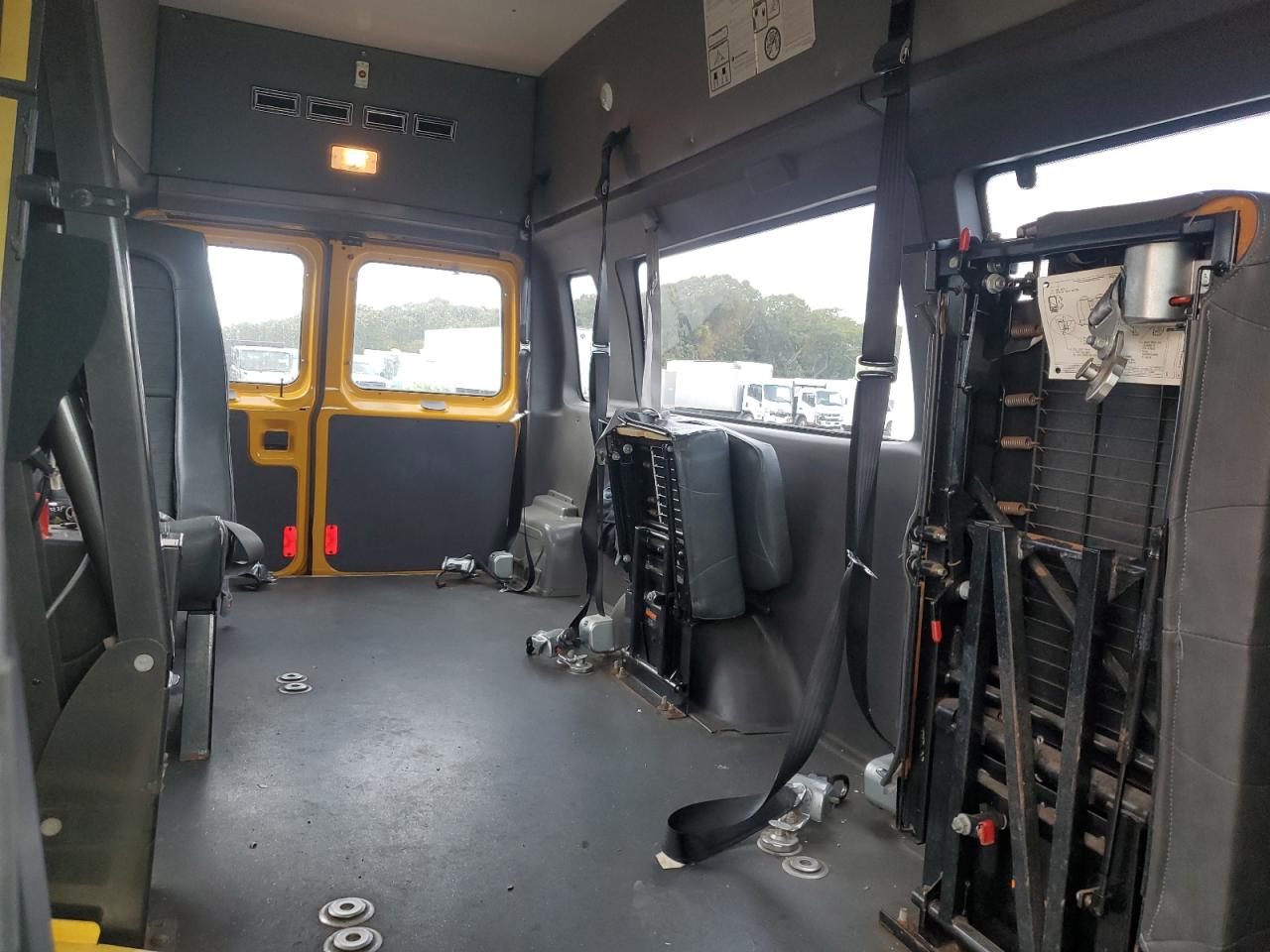 2014 Ford Econoline E250 Van VIN: 1FTNS2EW5EDA81859 Lot: 80998385