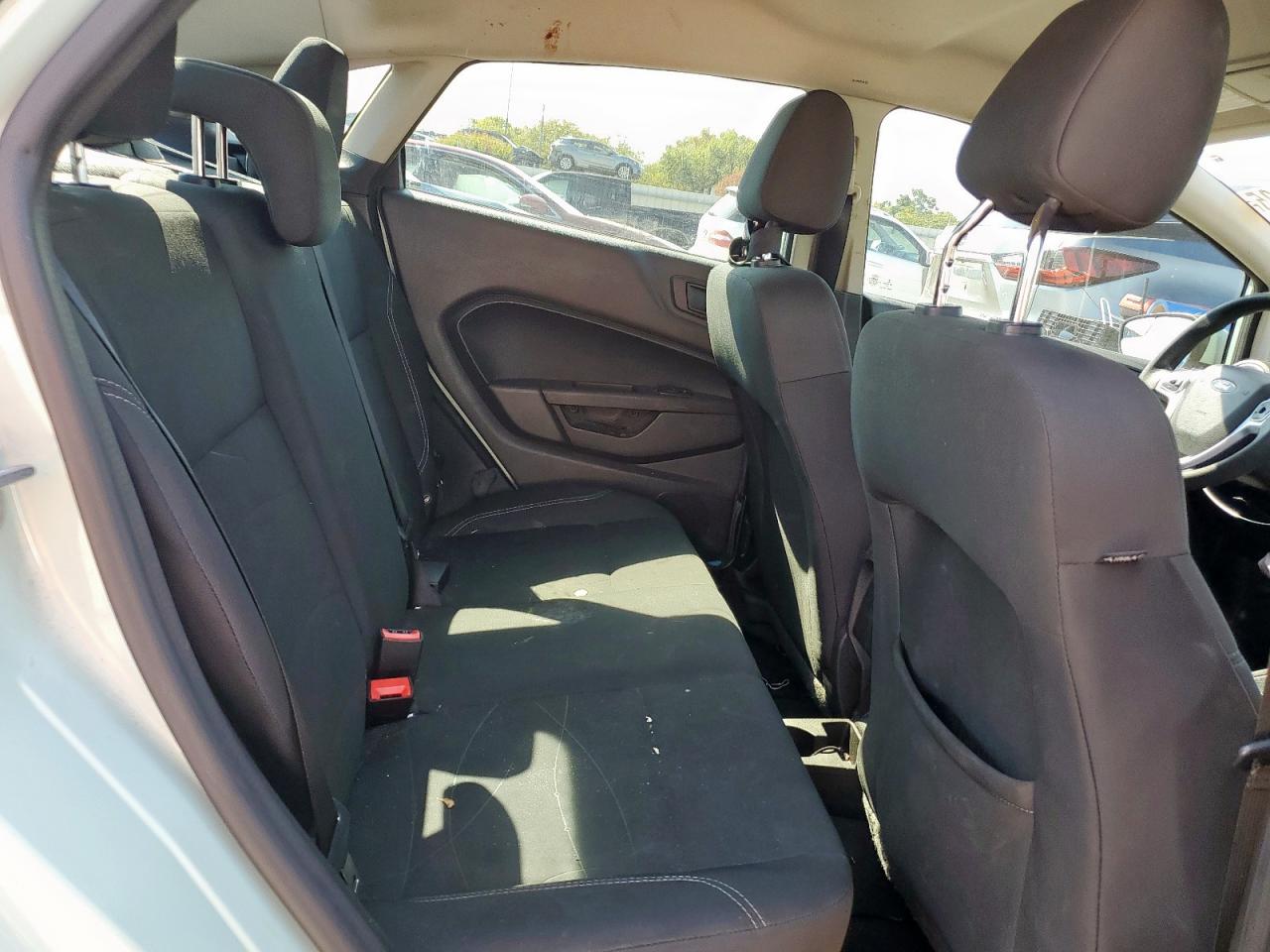 2019 Ford Fiesta Se VIN: 3FADP4BJ7KM152261 Lot: 71482905