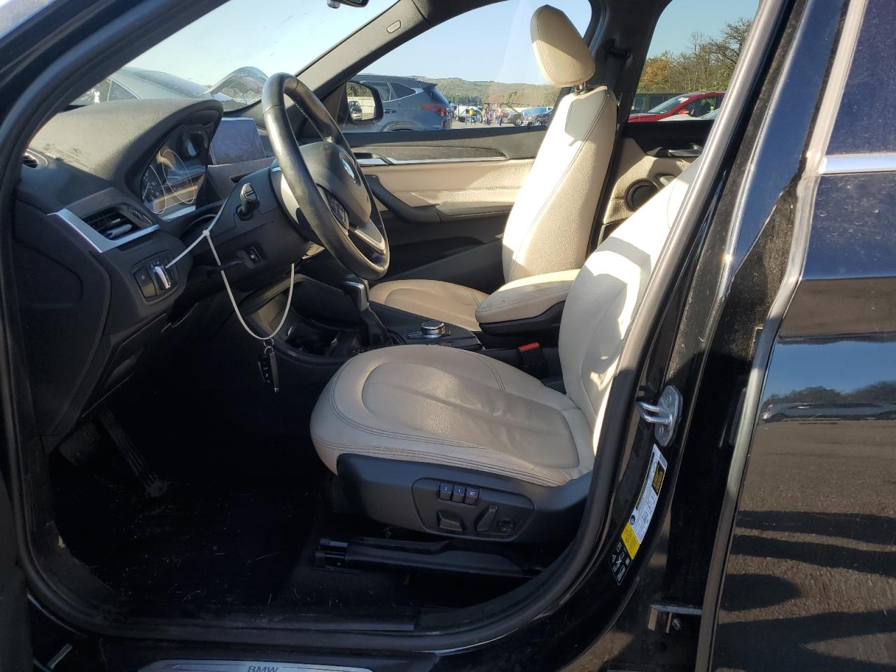 2017 BMW X1 xDrive28I VIN: WBXHT3Z32H4A57173 Lot: 81113535