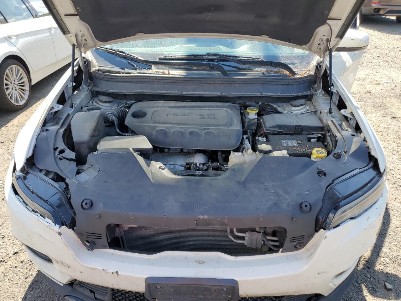 2019 Jeep Cherokee Latitude Plus VIN: 1C4PJMLB7KD391594 Lot: 82025785