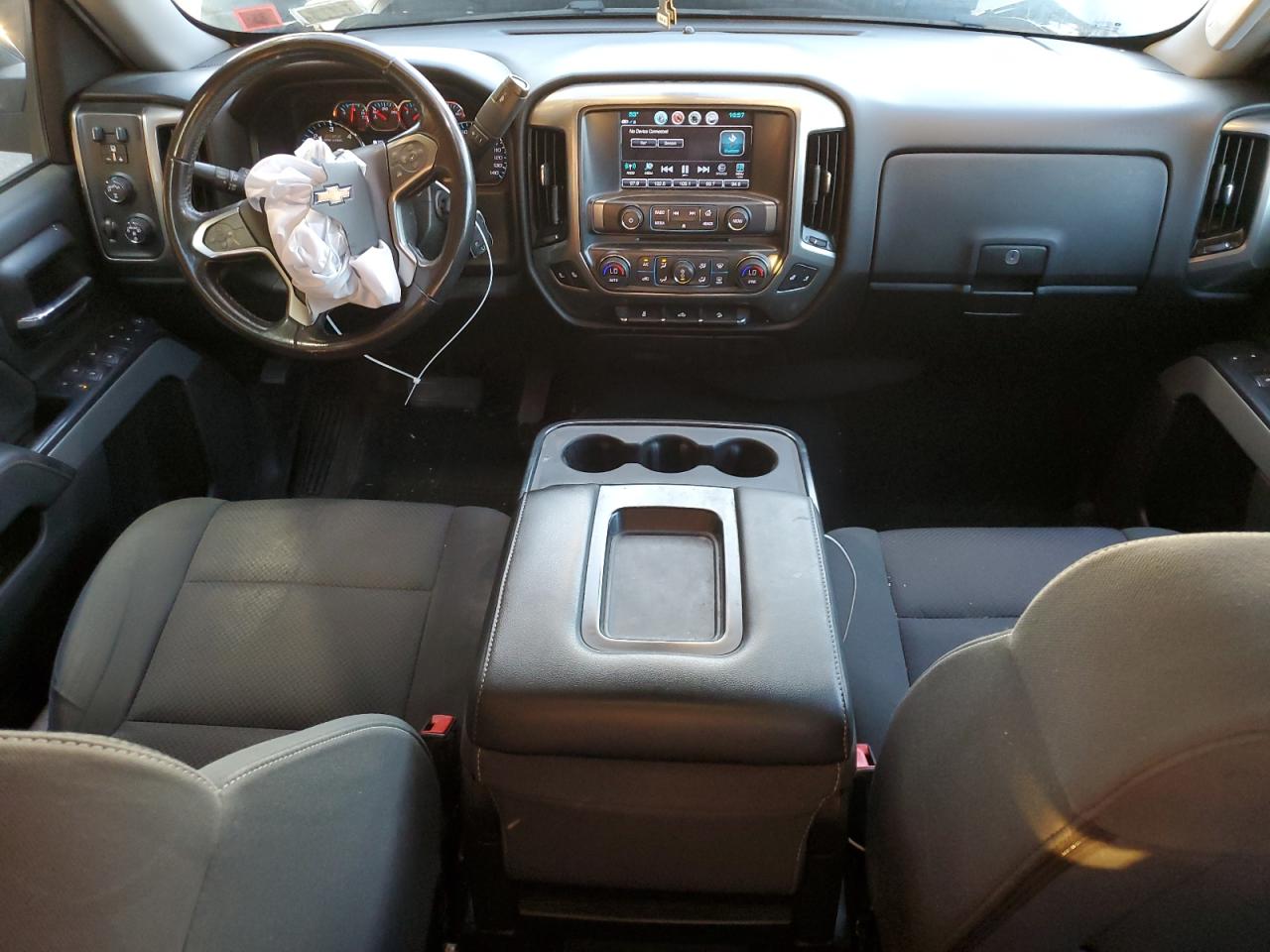 2018 Chevrolet Silverado K1500 Lt VIN: 3GCUKREC3JG299046 Lot: 84197555