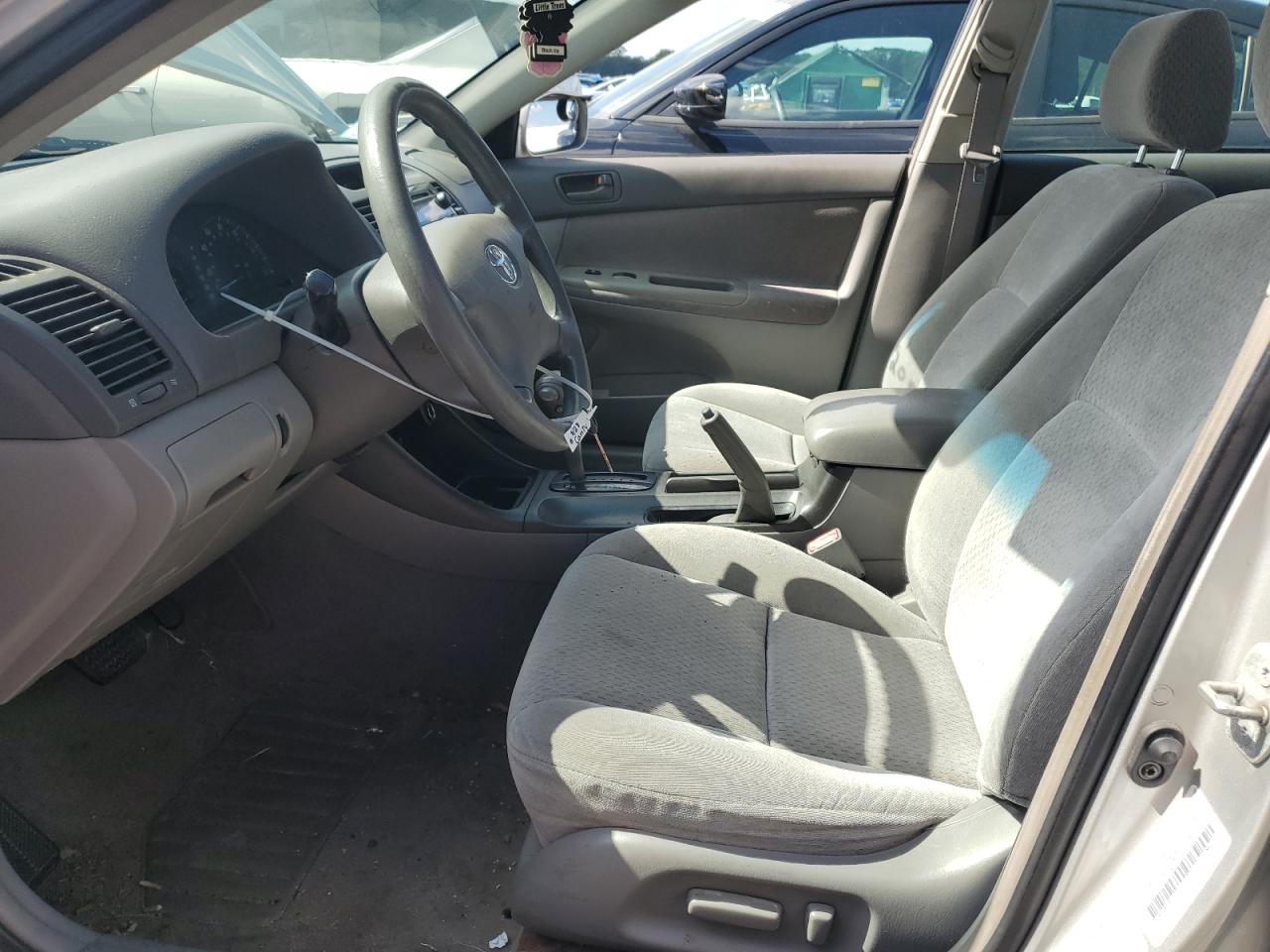 2003 Toyota Camry Le VIN: 4T1BE32K83U679079 Lot: 81123775