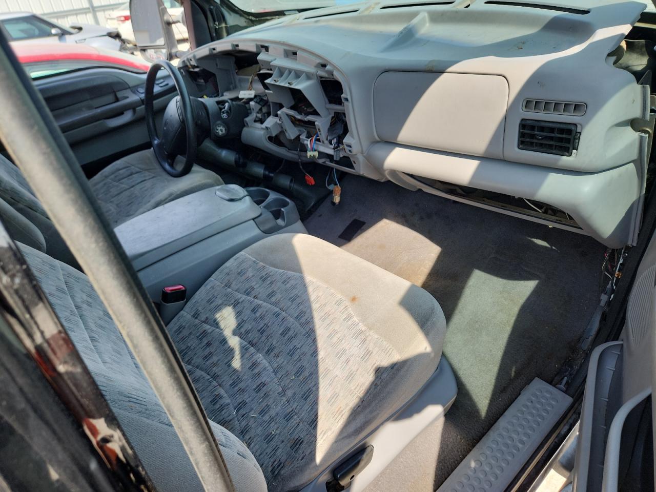 2000 Ford F250 Super Duty VIN: 1FTNX21F8YEB95067 Lot: 80664065