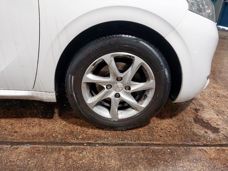 2013 PEUGEOT 208 ACTIVE 1.2 VTI ACTIVE 5DR