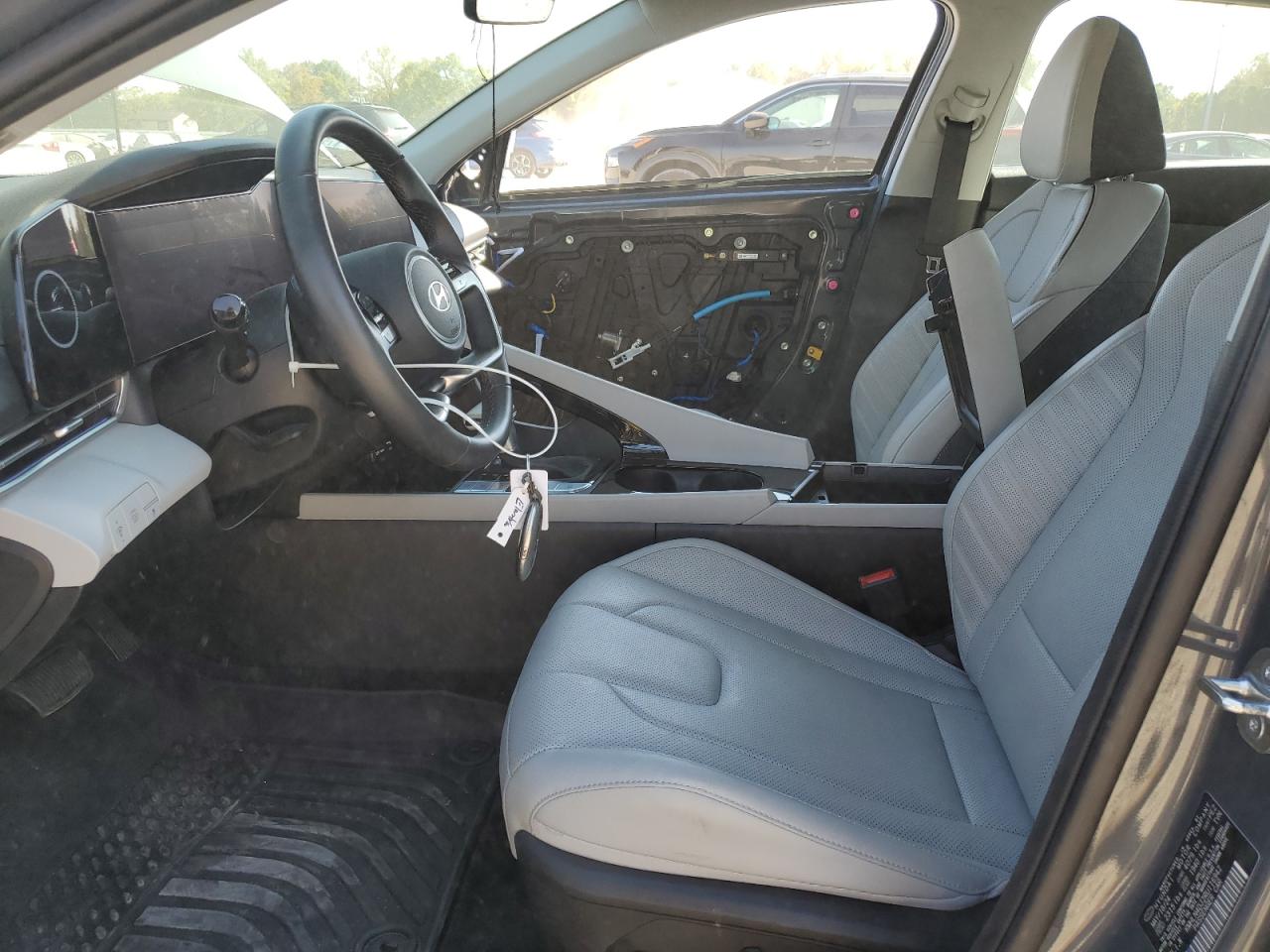 2024 Hyundai Elantra Limited VIN: KMHLN4DJ2RU116942 Lot: 81558795