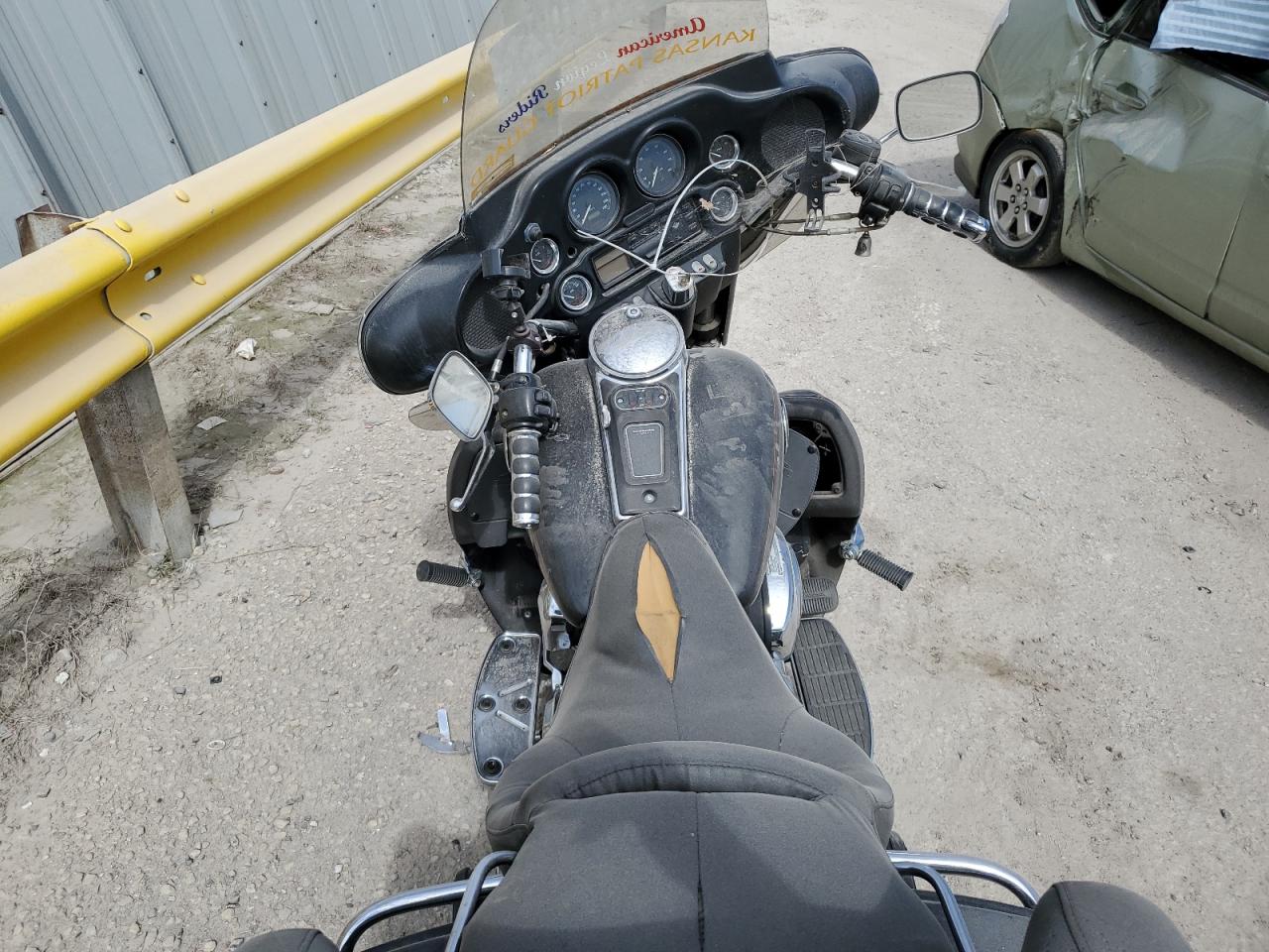 2001 Harley-Davidson Flhtcui VIN: 1HD1FCW171Y655083 Lot: 81721025