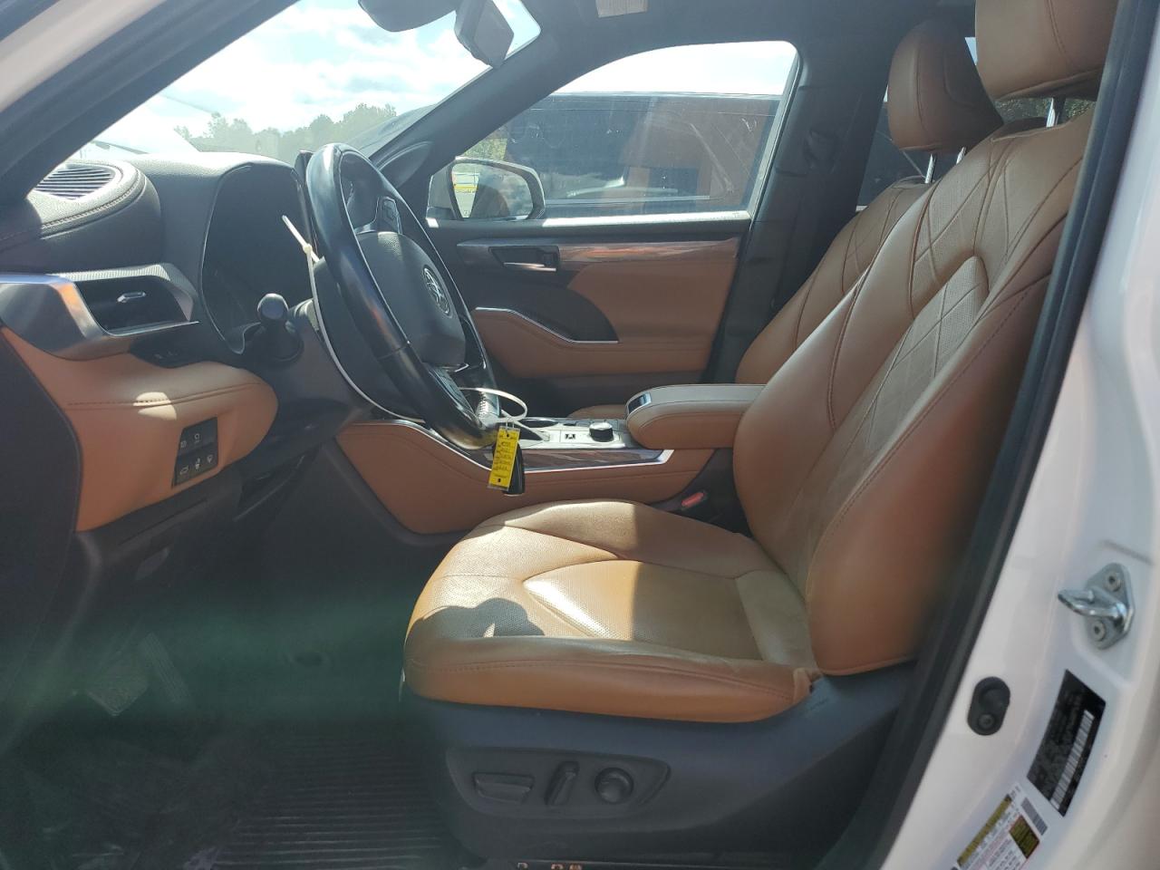 2021 Toyota Highlander Platinum VIN: 5TDFZRBH0MS086792 Lot: 72072345