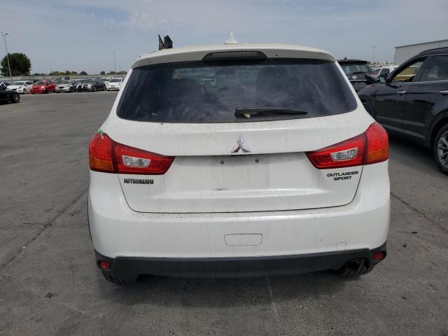  MITSUBISHI OUTLANDER 2017 Белы
