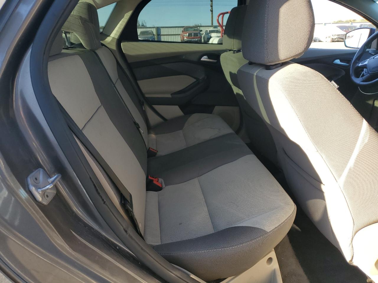 2014 Ford Focus Se VIN: 1FADP3F28EL199057 Lot: 81393855