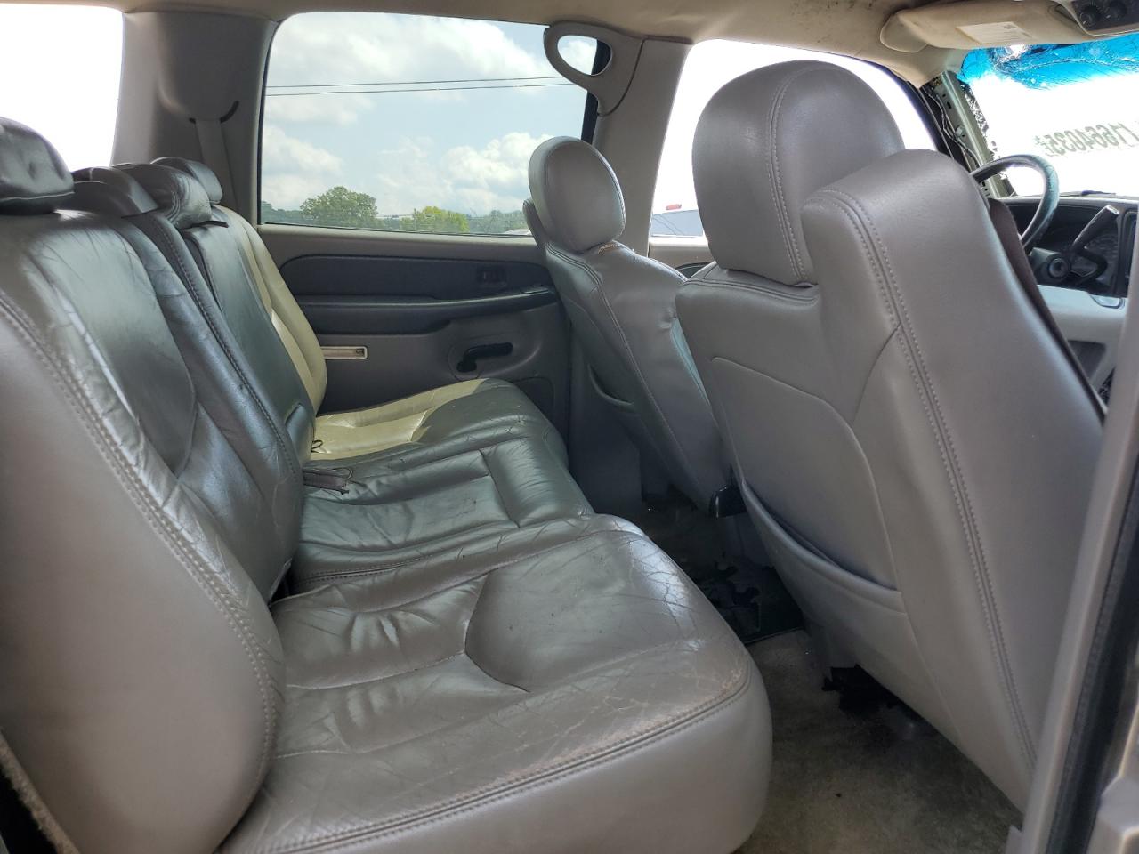 2003 Chevrolet Suburban C1500 VIN: 1GNEC16Z43J219140 Lot: 71664035