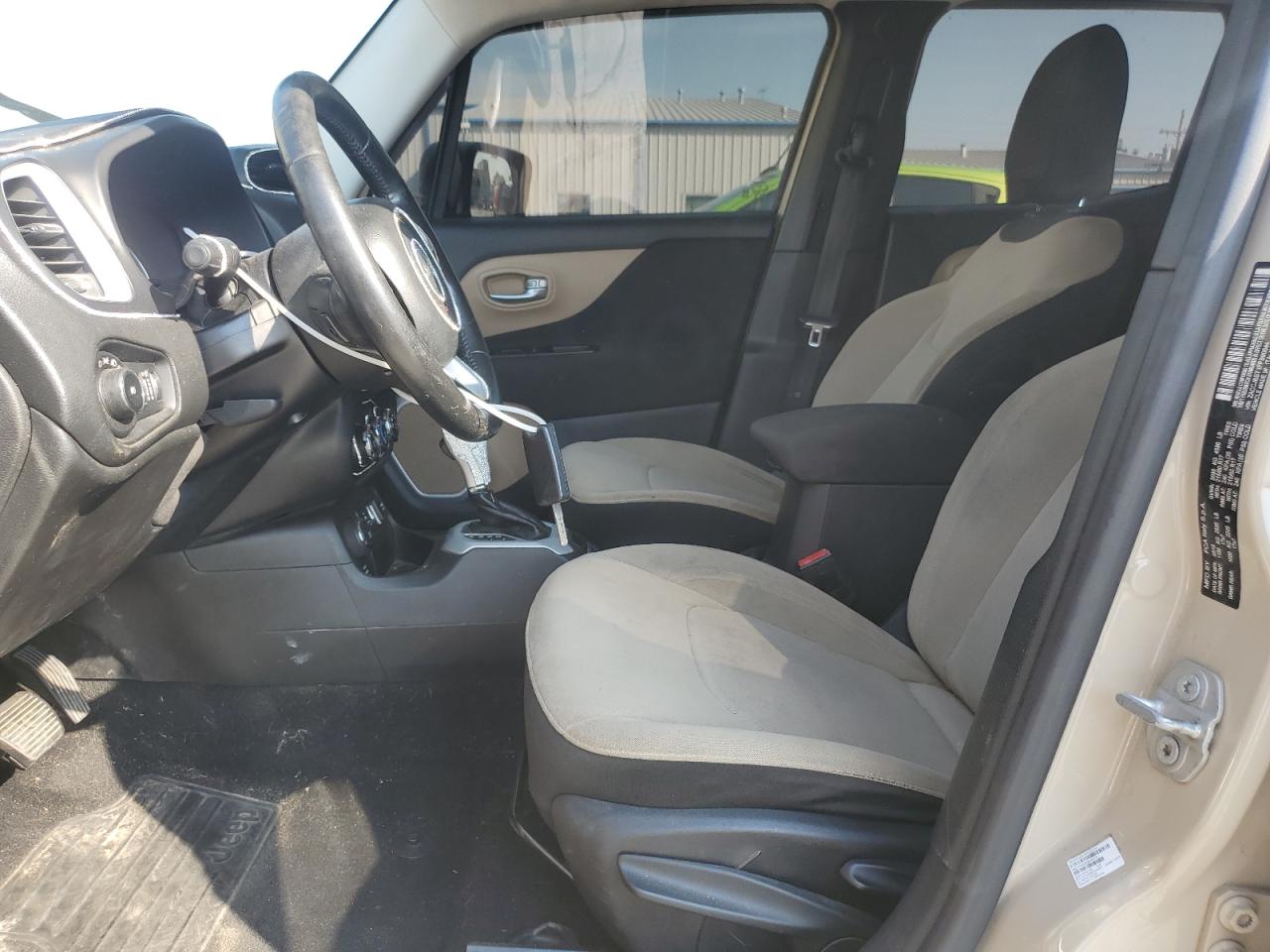 2015 Jeep Renegade Latitude VIN: ZACCJBBT1FPB90844 Lot: 80740865