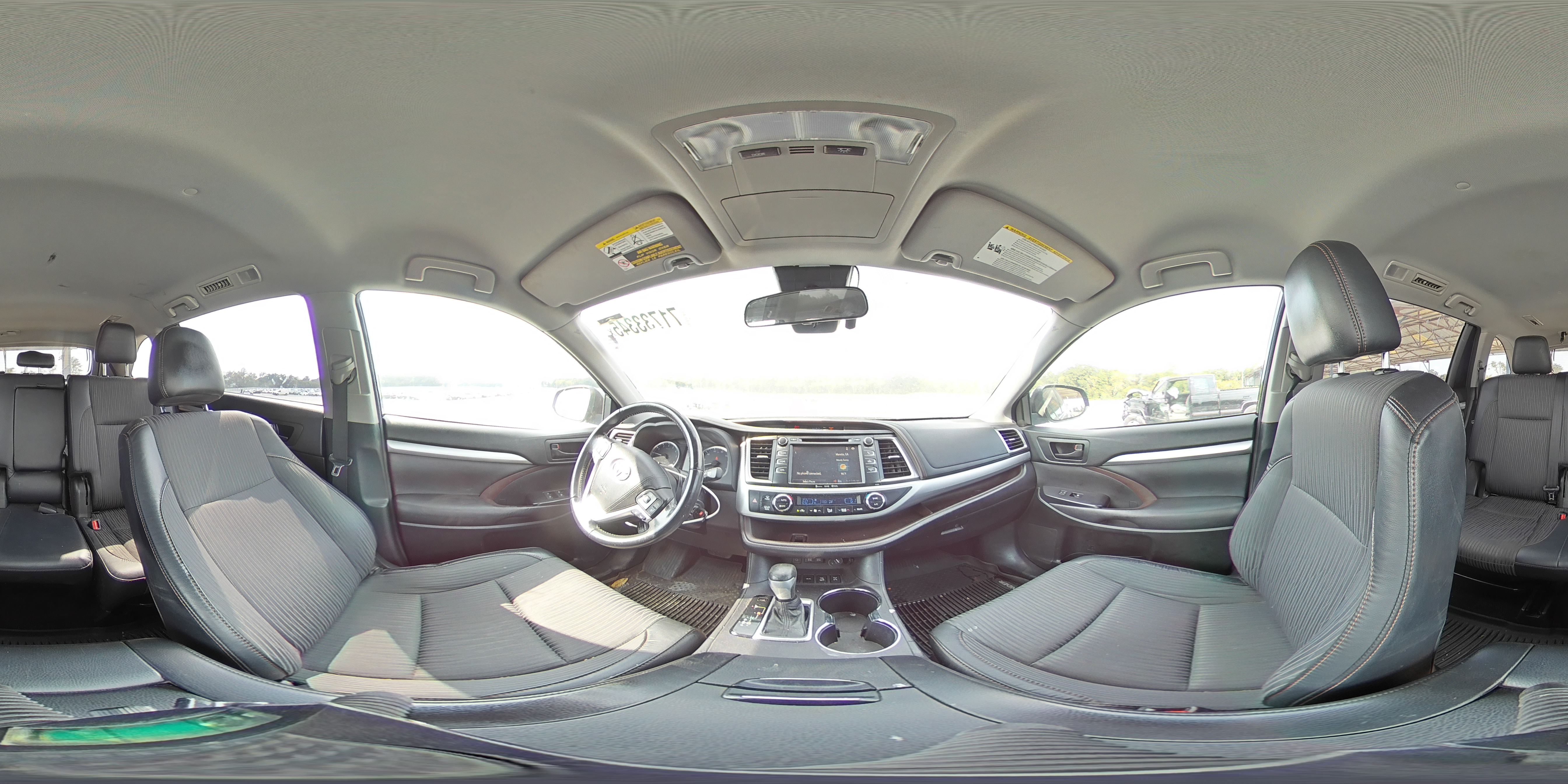 2018 Toyota Highlander Le VIN: 5TDBZRFH0JS870054 Lot: 71733345