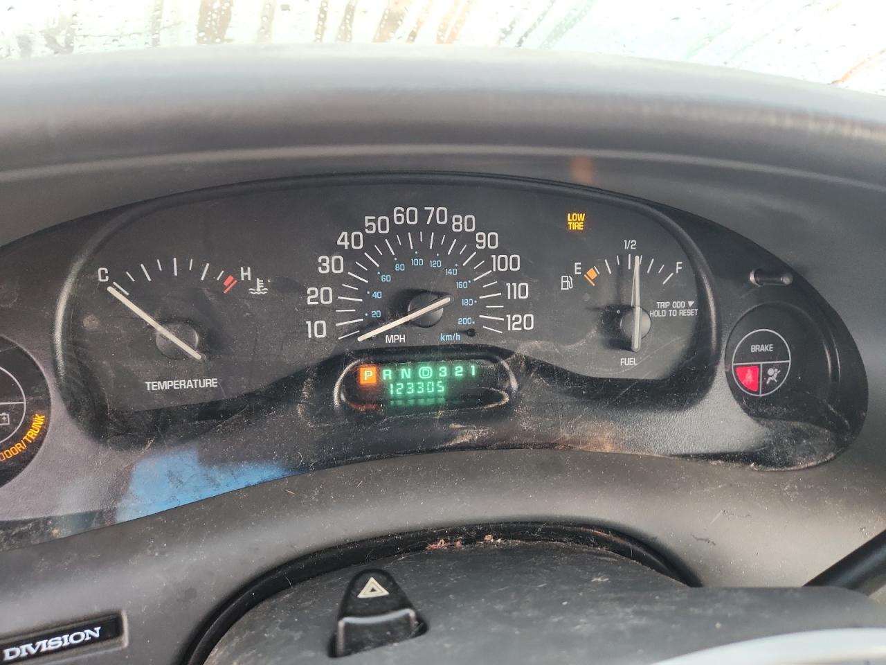 2002 Buick Century Custom VIN: 2G4WS52J121194967 Lot: 81304845