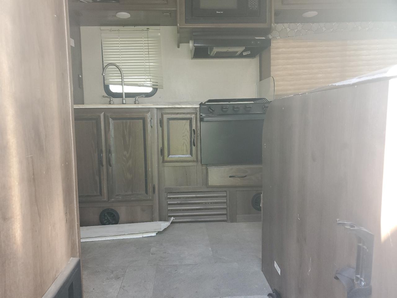 2018 Chevrolet Express G4500 VIN: 1HA6GUCG1HN004817 Lot: 84351925