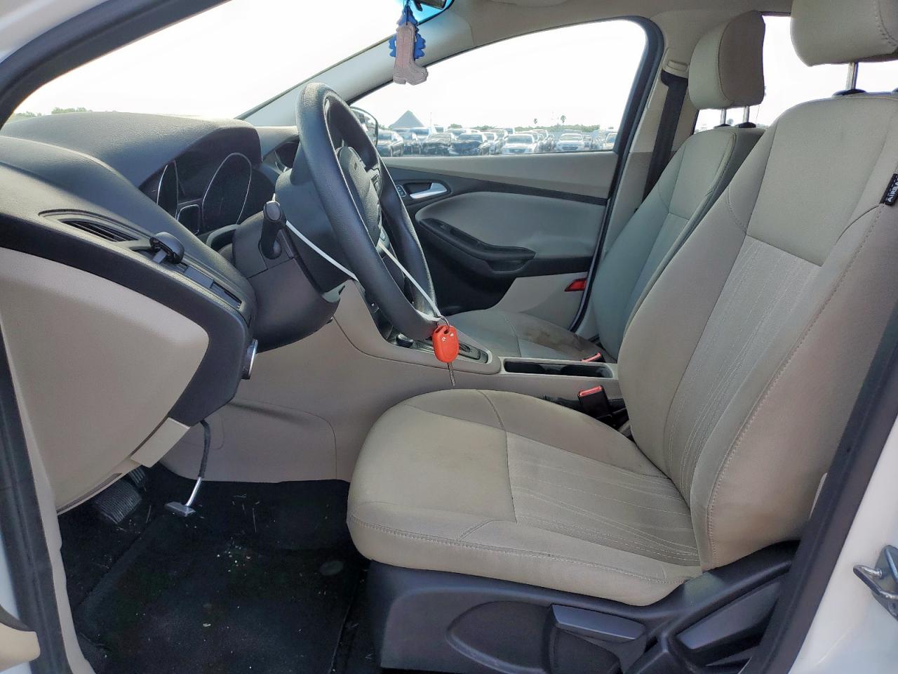 2017 Ford Focus Se VIN: 1FADP3F20HL324623 Lot: 81778595