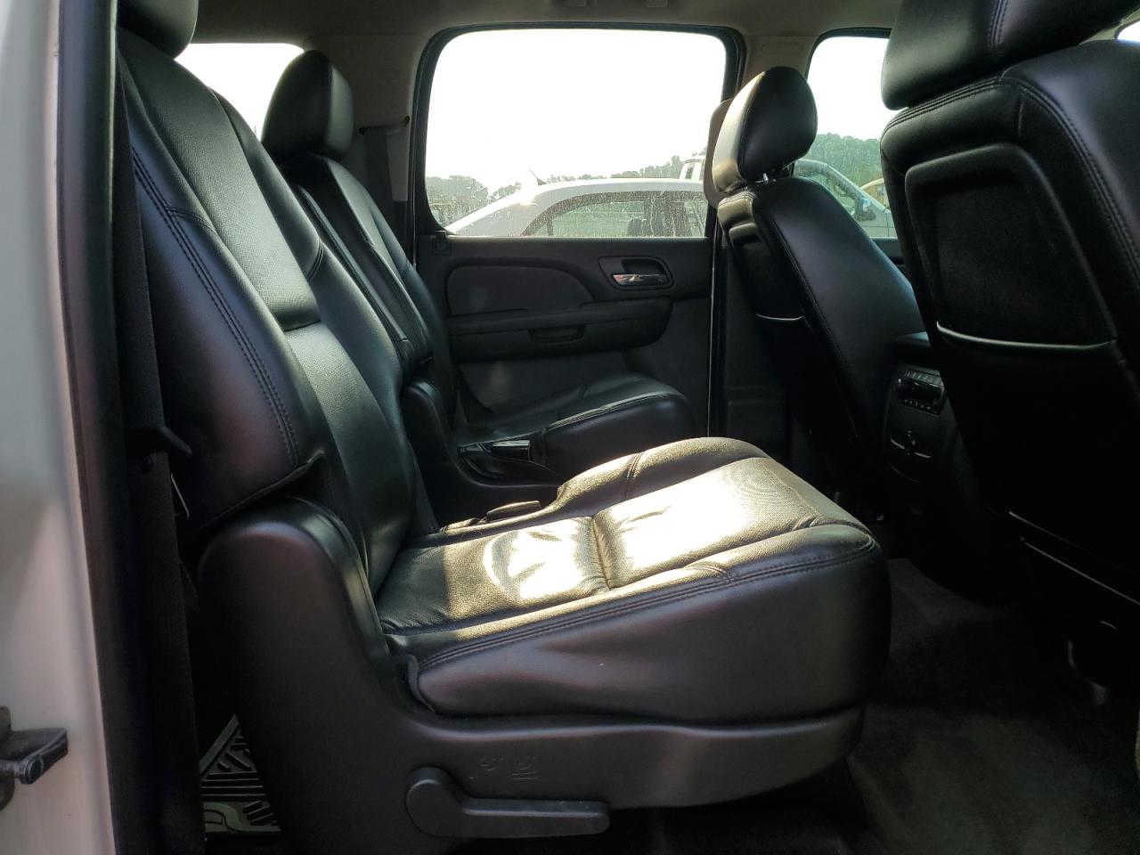 2014 Chevrolet Suburban K1500 Ltz VIN: 1GNSKKE79ER161364 Lot: 81703945