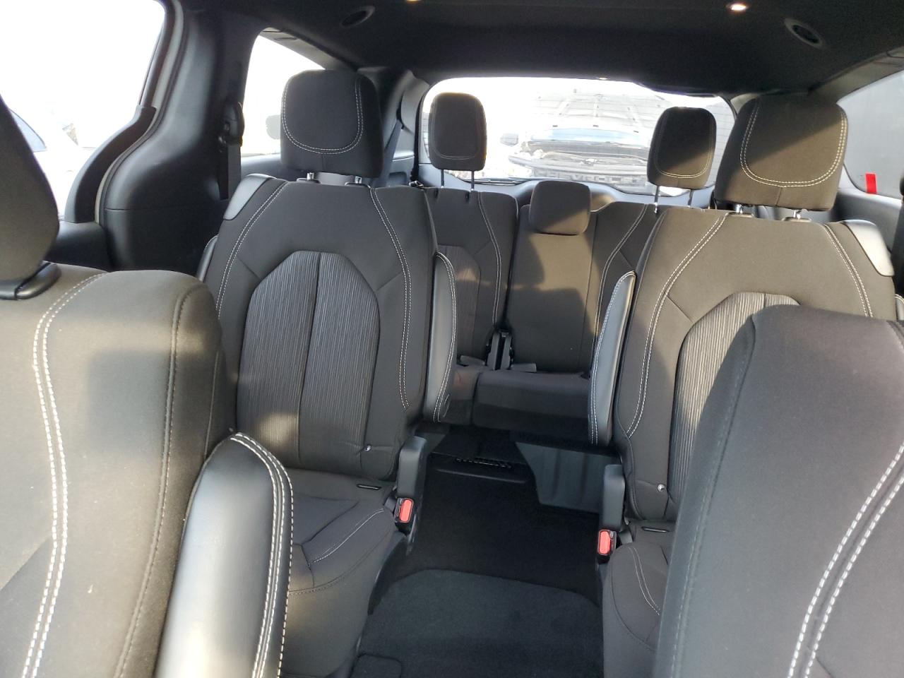 2023 Chrysler Pacifica Touring VIN: 2C4RC1FG2PR556626 Lot: 82076095