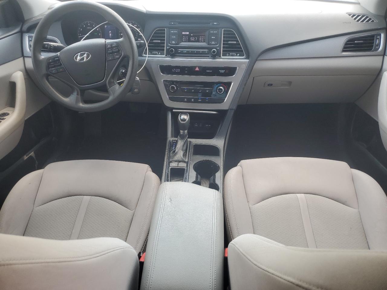 2017 Hyundai Sonata Se VIN: 5NPE24AF2HH450662 Lot: 80473205