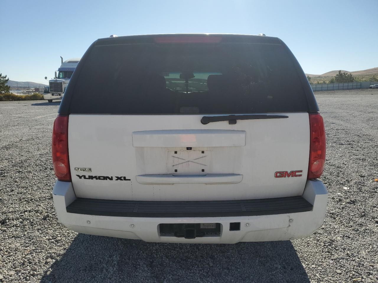 2010 GMC Yukon Xl K1500 Slt VIN: 1GKUKKE37AR199382 Lot: 81302175