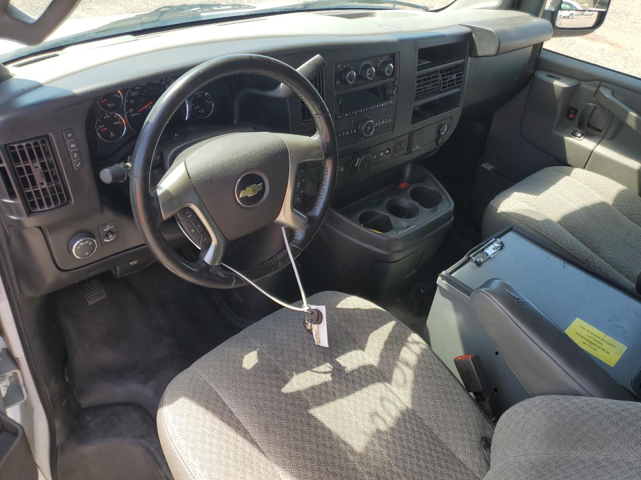 2019 Chevrolet Express G2500 VIN: 1GCWGAFP9K1373230 Lot: 80670815