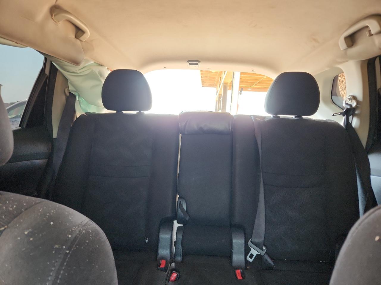 2015 Nissan Rogue S VIN: KNMAT2MV7FP561194 Lot: 80792675