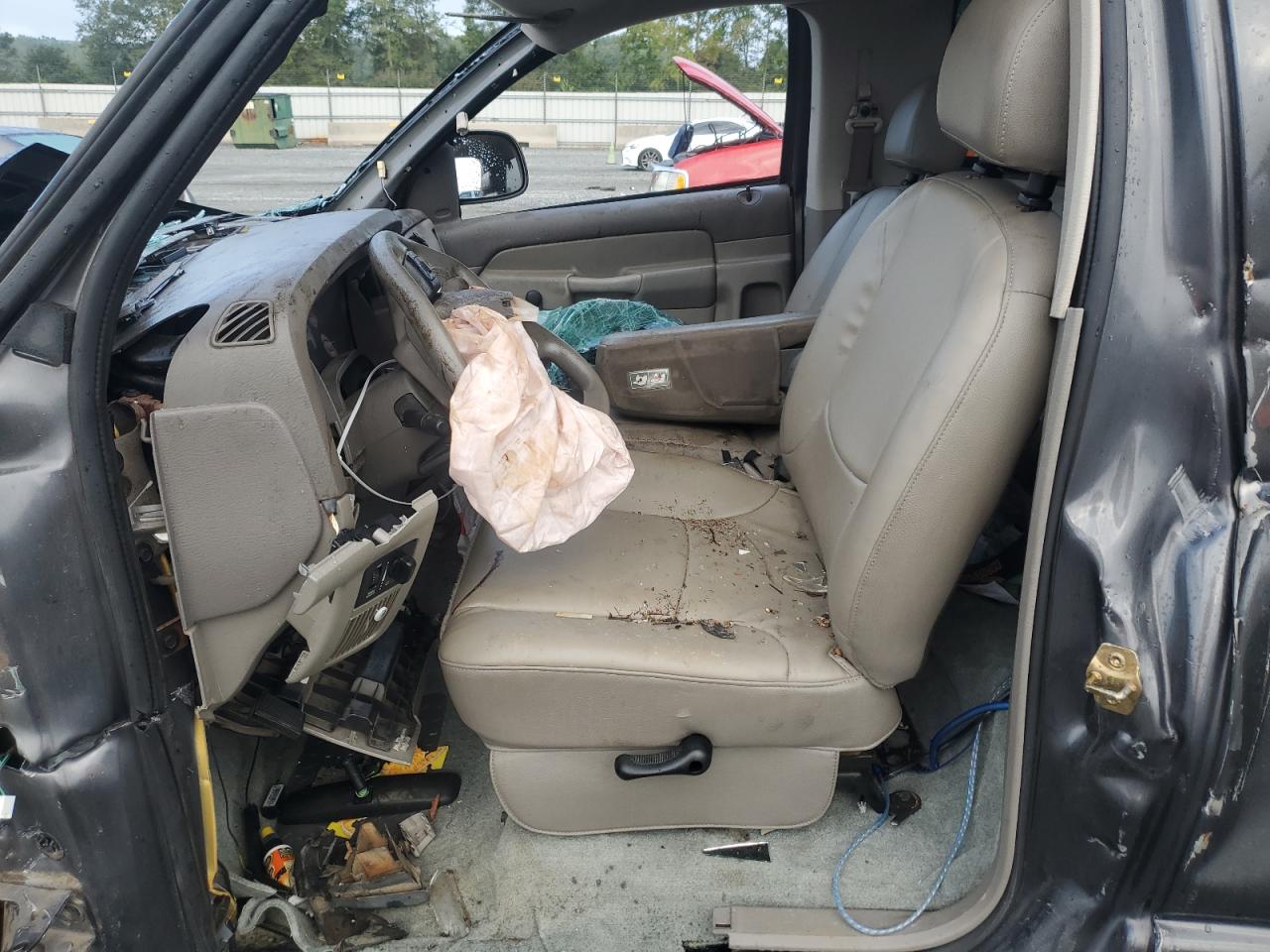 2004 Dodge Ram 1500 St VIN: 1D7HA16D44J137304 Lot: 84164775