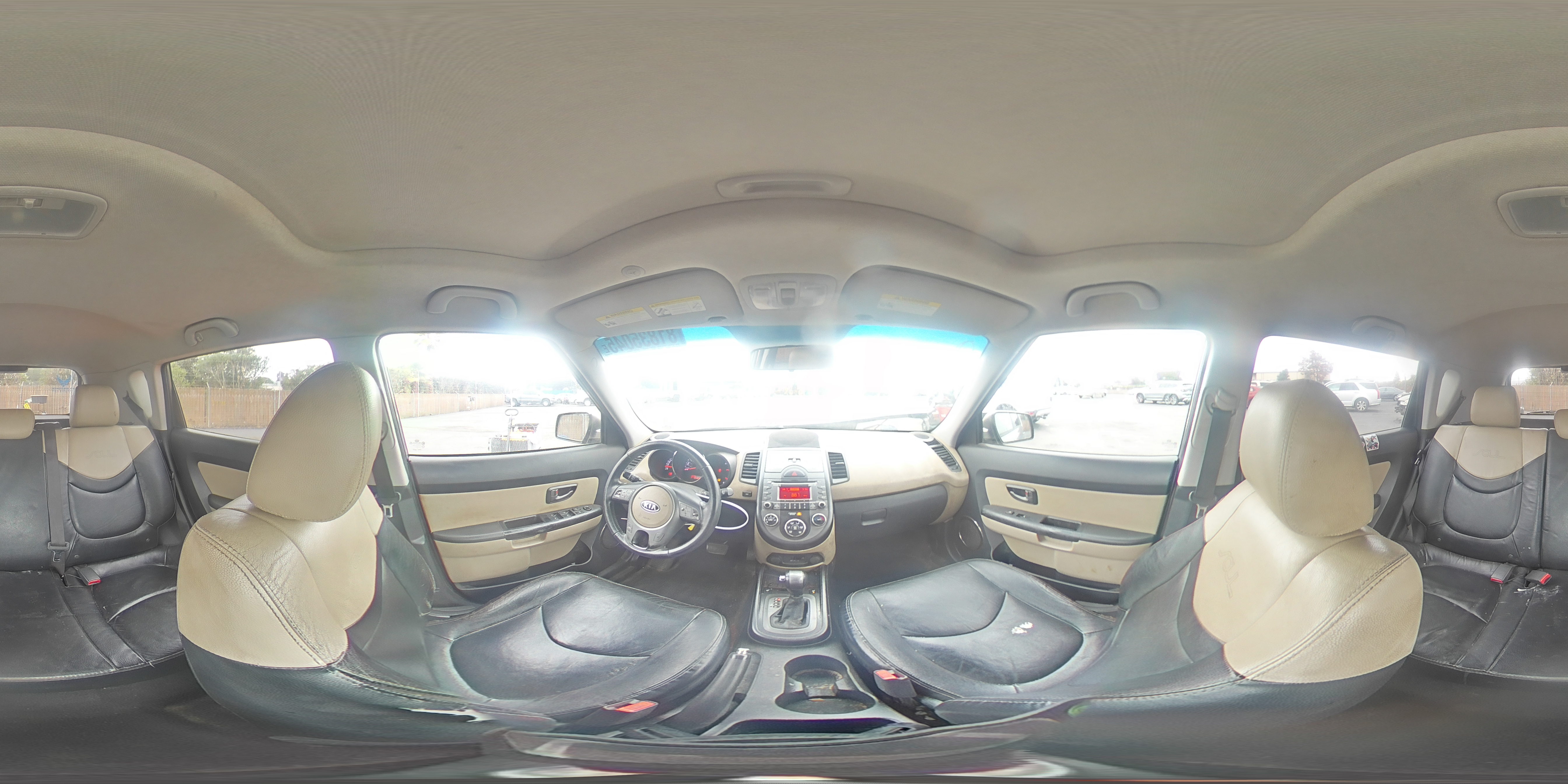 2011 Kia Soul + VIN: KNDJT2A27B7196682 Lot: 81835045