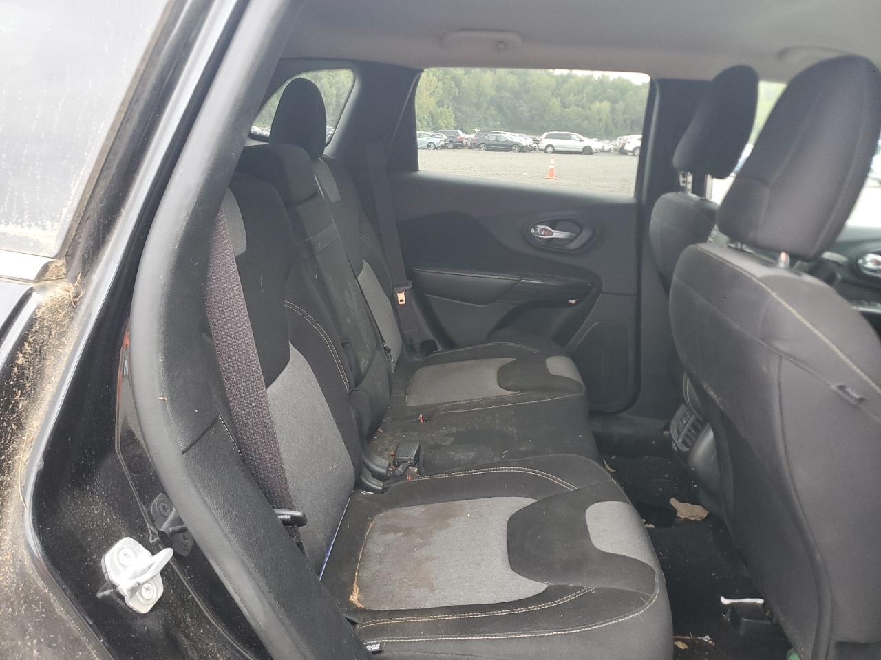 2014 Jeep Cherokee Latitude VIN: 1C4PJLCB7EW144496 Lot: 81002505