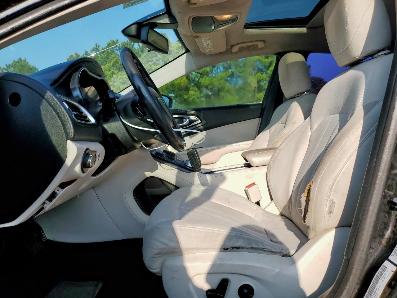 2015 Chrysler 200 Limited VIN: 1C3CCCAB5FN546508 Lot: 71438885