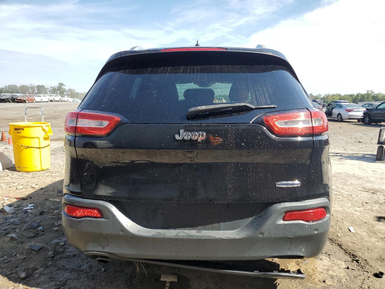 2017 Jeep Cherokee Latitude VIN: 1C4PJLCB5HW540382 Lot: 80467575
