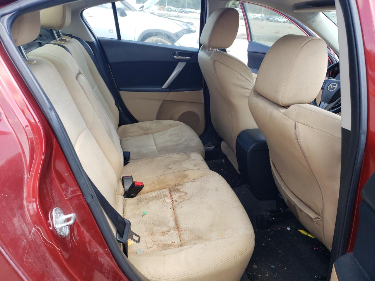 2011 Mazda 3 S VIN: JM1BL1U56B1469859 Lot: 71585655