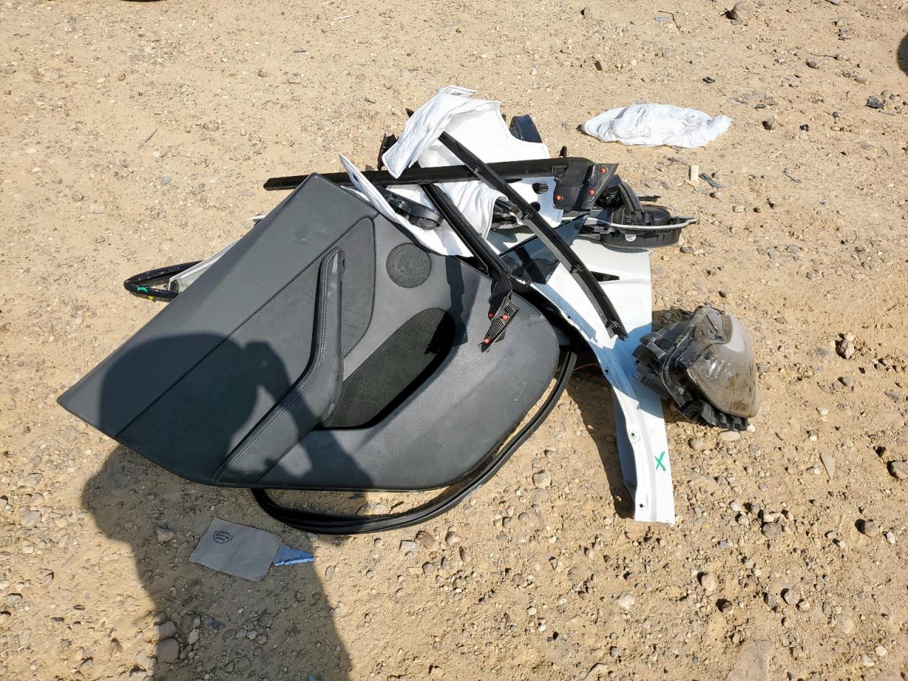 2025 Tesla Model Y VIN: 7SAYGDEE5SF308850 Lot: 80363945