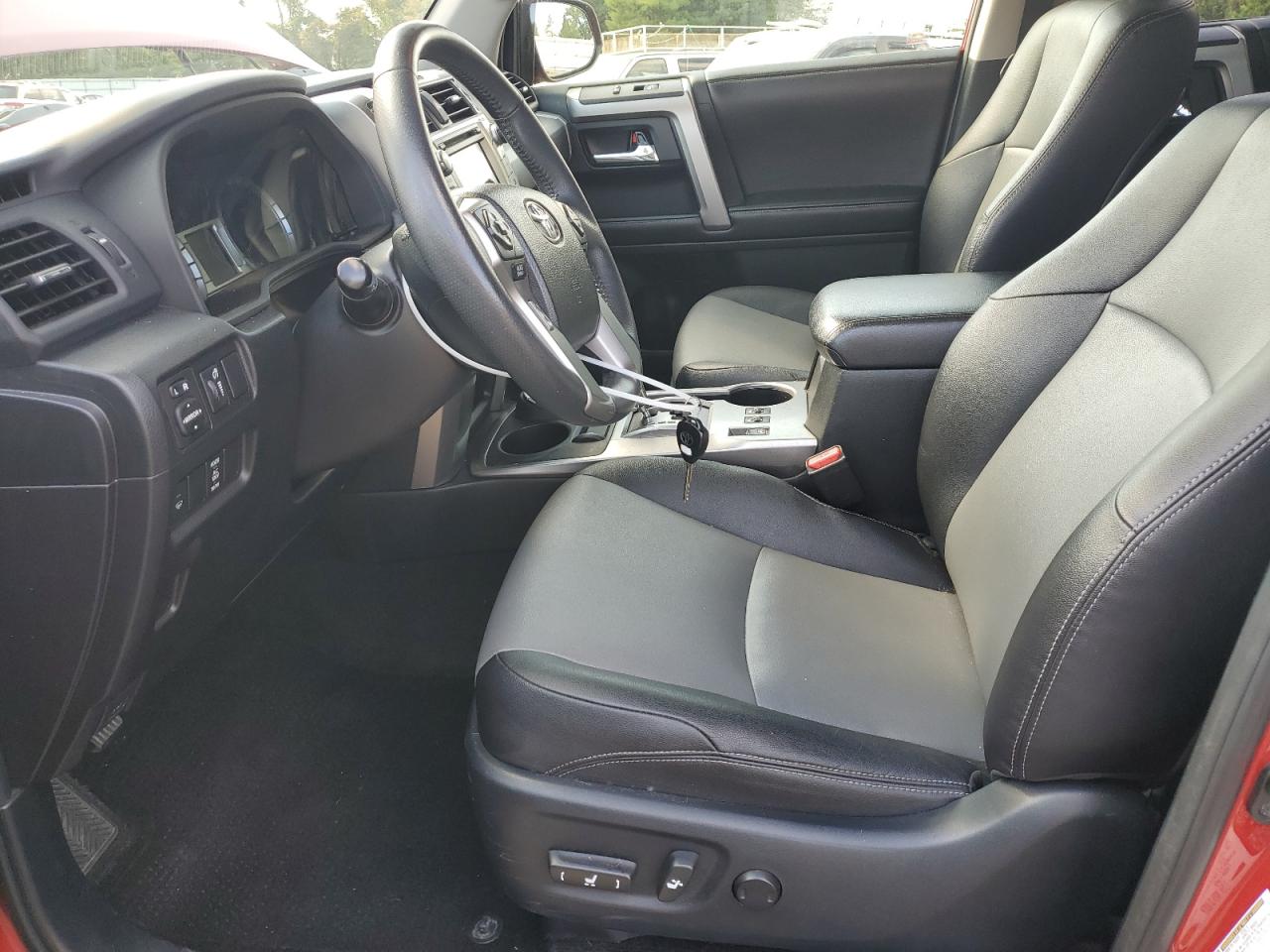 2015 Toyota 4Runner Sr5/Sr5 Premium VIN: JTEBU5JR3F5247589 Lot: 80321865