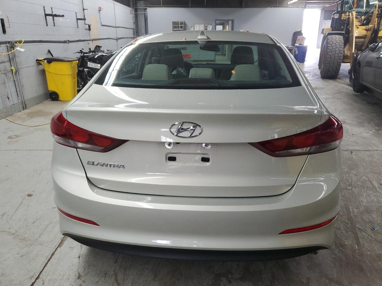 2017 Hyundai Elantra Se VIN: KMHD84LF8HU351028 Lot: 81600355