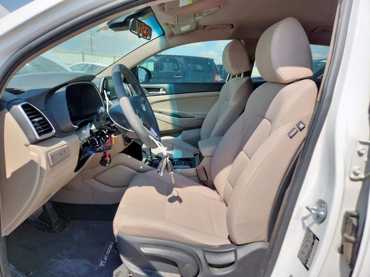 2020 Hyundai Tucson Se VIN: KM8J23A48LU189720 Lot: 81022955