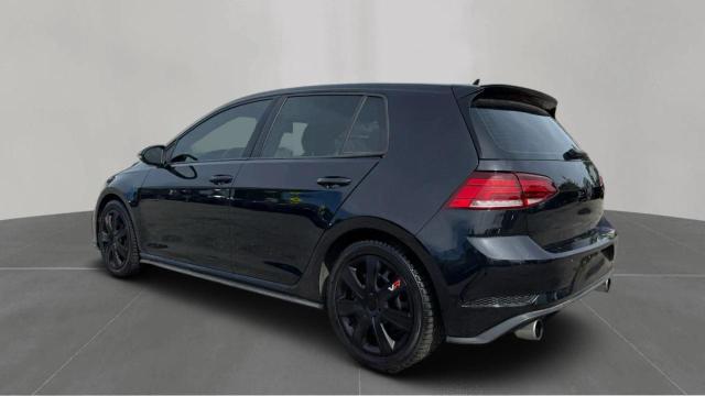  VOLKSWAGEN GTI 2019 Черный