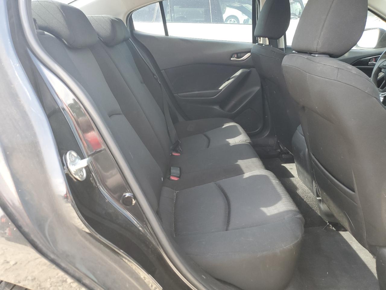 2014 Mazda 3 Sport VIN: JM1BM1U70E1132803 Lot: 71713655