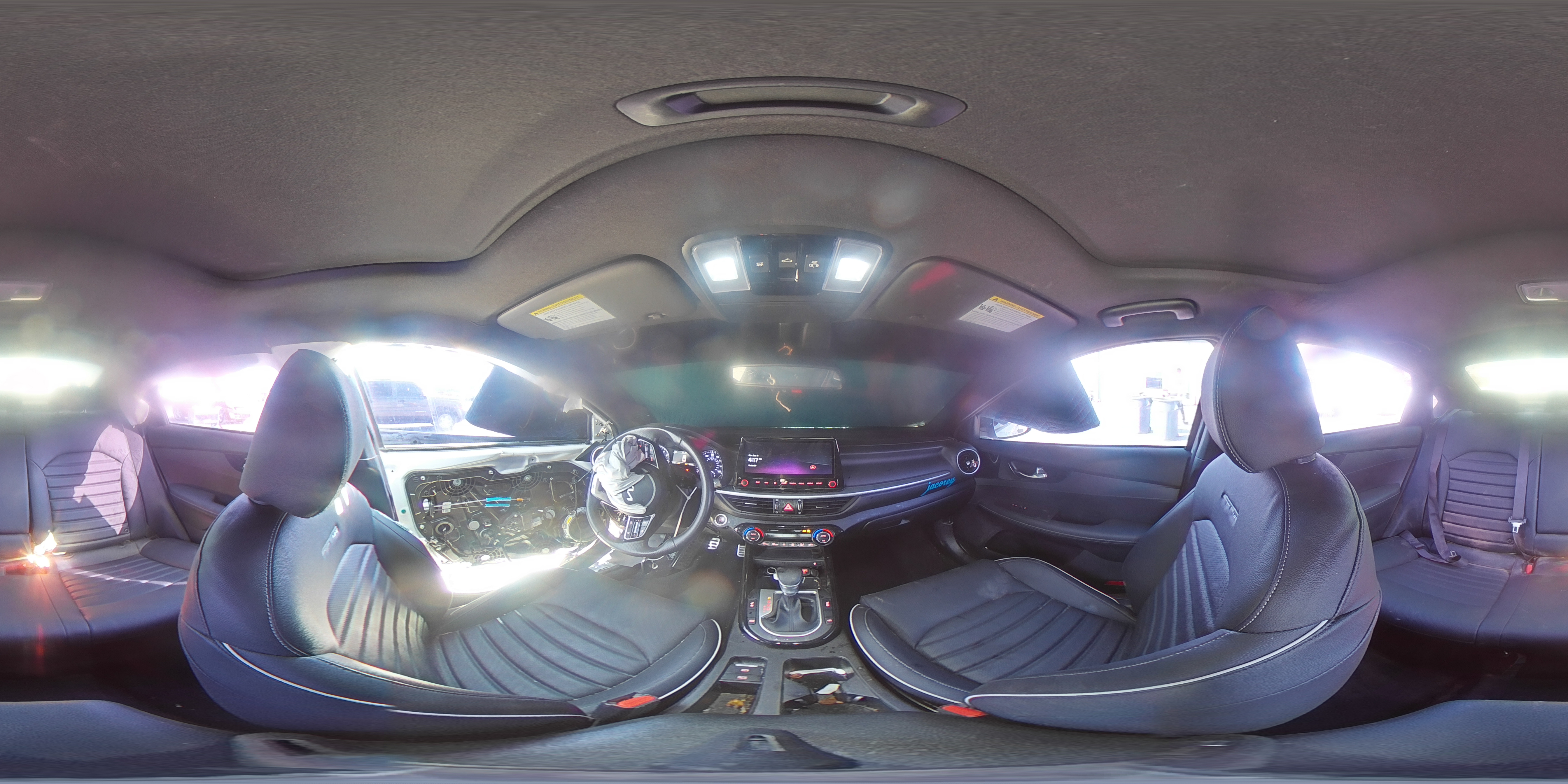 2024 Kia Forte Gt Line VIN: 3KPF54AD8RE702690 Lot: 81040555