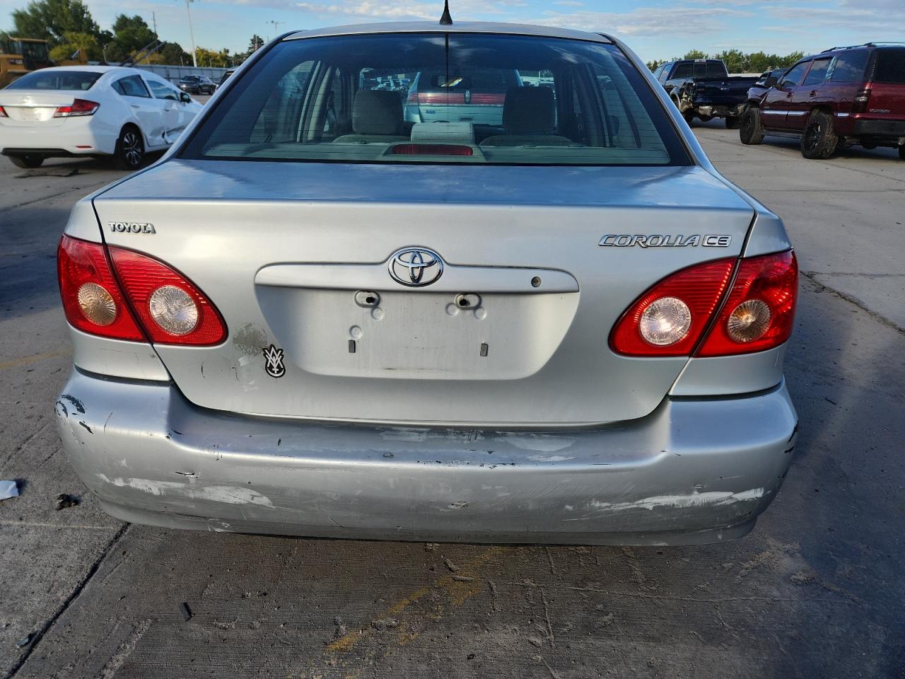 2005 Toyota Corolla Ce VIN: 1NXBR32EX5Z519755 Lot: 81712145