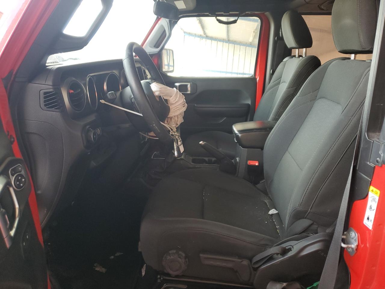 2018 Jeep Wrangler Sport VIN: 1C4GJXAG9JW174552 Lot: 71985535