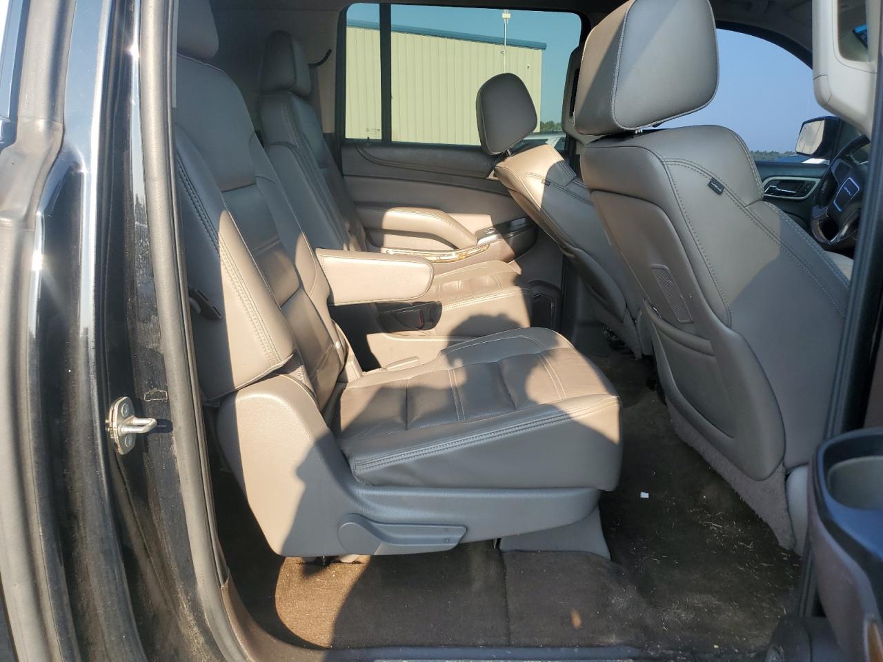 2015 GMC Yukon Xl Denali VIN: 1GKS1JKJXFR278785 Lot: 81475245